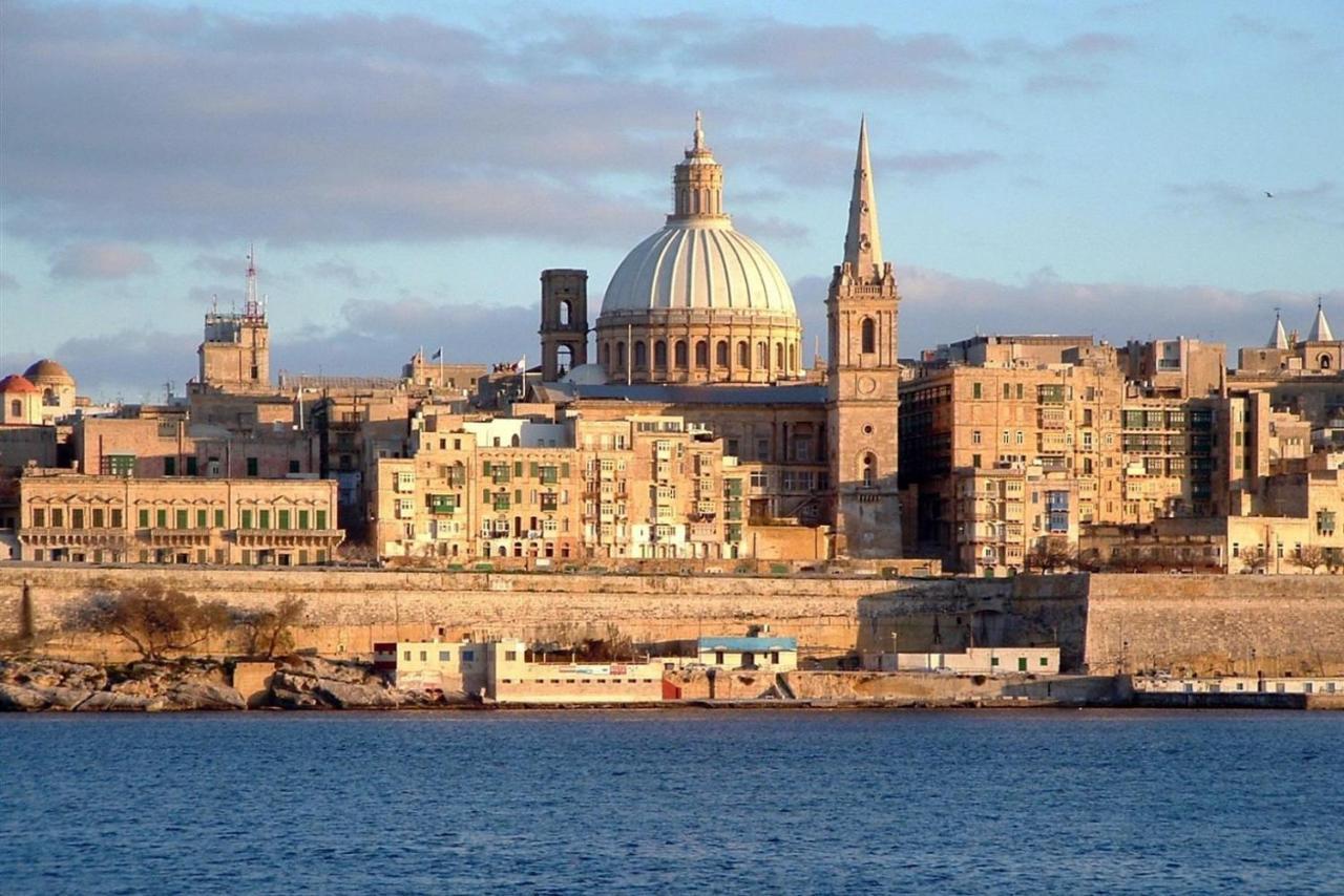 Apartment Superlative With Valletta And Harbour Views