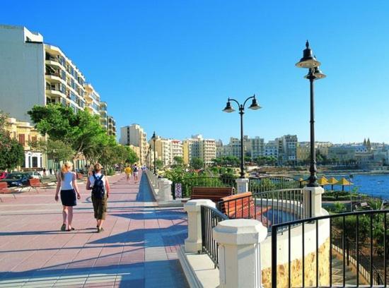 Superlative With Valletta And Harbour Views Apartment