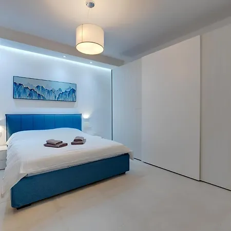 Superlative Apartment With Valletta And Harbour Views Sliema Exterior photo